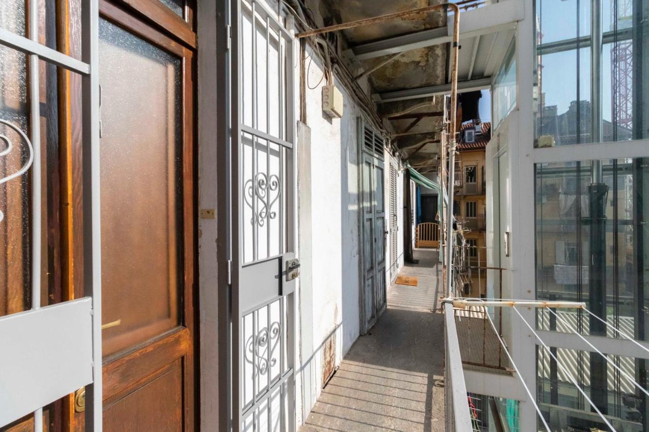 Appartamento Colourful Flat San Donato Torino Esterno foto