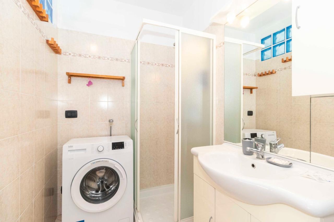 Appartamento Colourful Flat San Donato Torino Esterno foto